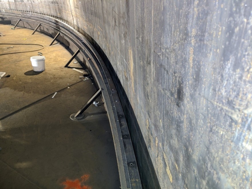 Figure 2: Simple pan Internal Floating Roof rim plate with the seals removed
